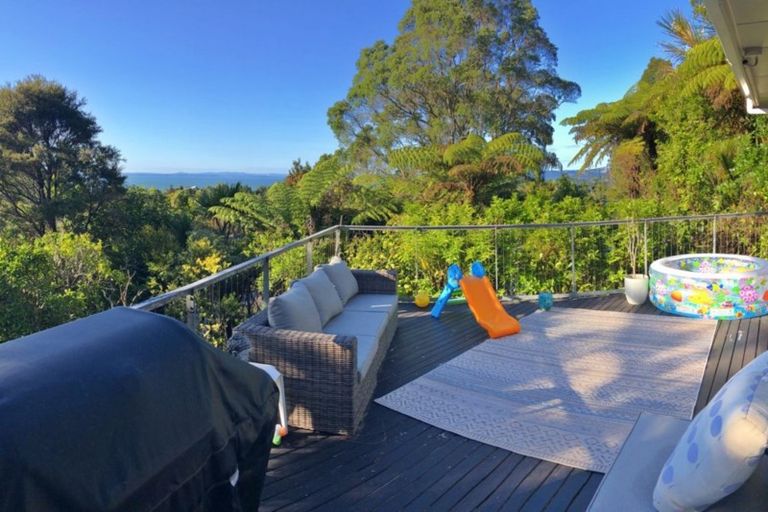 Photo of property in 1 Huia Road, Titirangi, Auckland, 0604