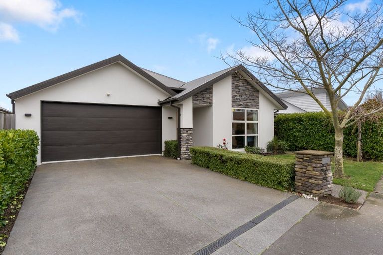 Photo of property in 21 Bronco Drive, Aidanfield, Christchurch, 8025