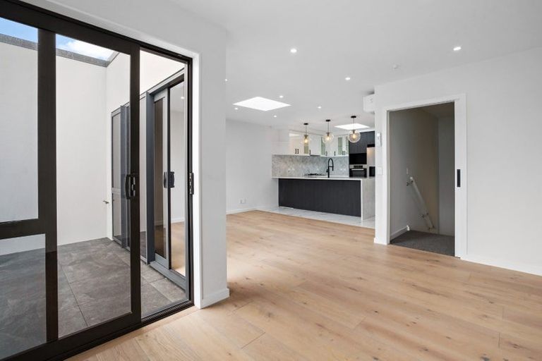 Photo of property in 148u9 Evans Bay Parade, Roseneath, Wellington, 6021