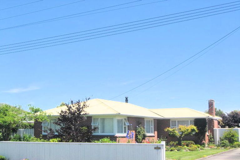 Photo of property in 26 Steadman Road, Broomfield, Christchurch, 8042