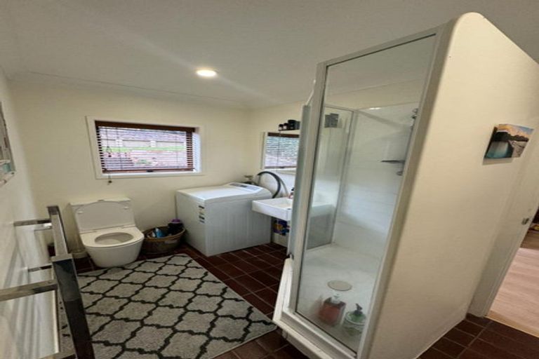 Photo of property in 74 Alexander Street, Cockle Bay, Auckland, 2014