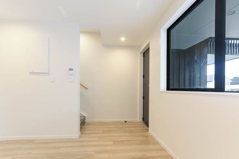 Photo of property in 32a/9 Westgate Drive, Massey, Auckland, 0614