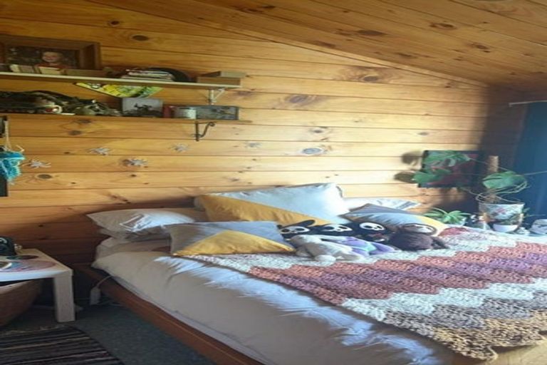 Photo of property in 11 Fitzwater Place, Henderson, Auckland, 0612