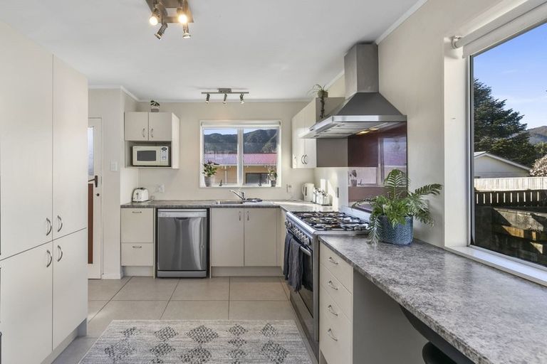 Photo of property in 15 Stockdale Street, Wainuiomata, Lower Hutt, 5014