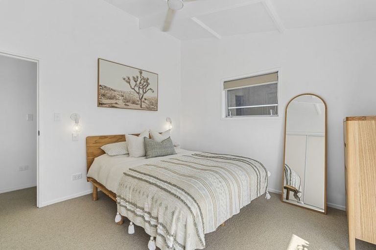 Photo of property in 46 Donnelly Street, Oakura, 4314