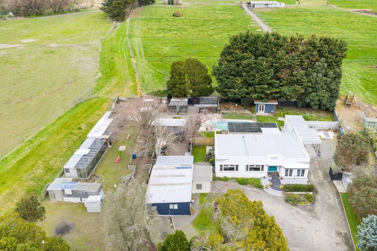Photo of property in 1565 State Highway 3, Awahuri, Palmerston North, 4476