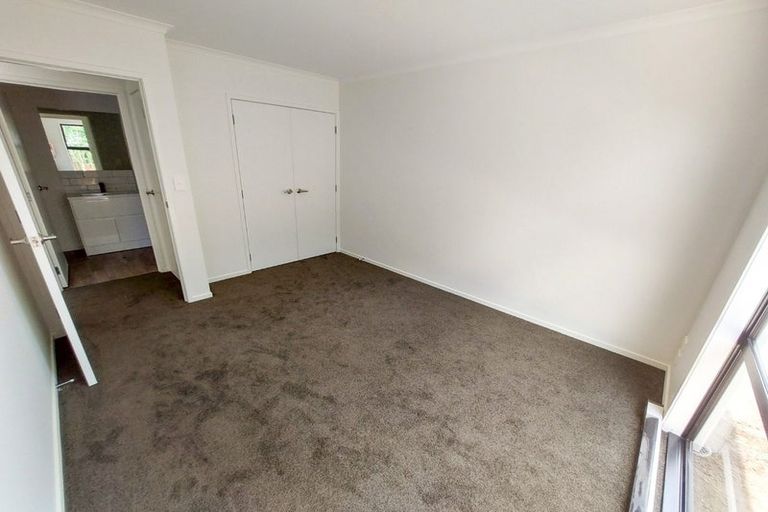 Photo of property in 152u1 Old Farm Road, Hamilton East, Hamilton, 3216