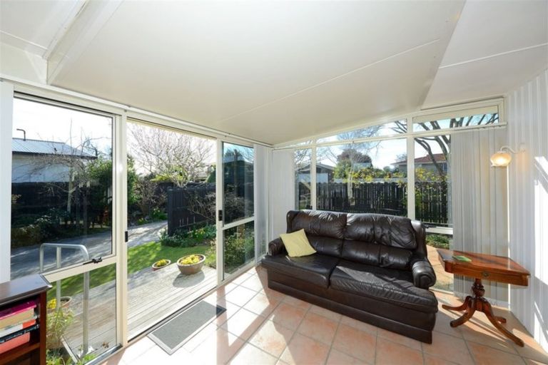 Photo of property in 51 Kent Lodge Avenue, Avonhead, Christchurch, 8042