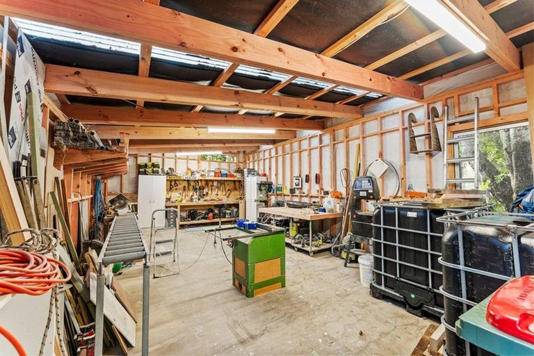 Photo of property in 24 Poplar Road, Stanmore Bay, Whangaparaoa, 0932