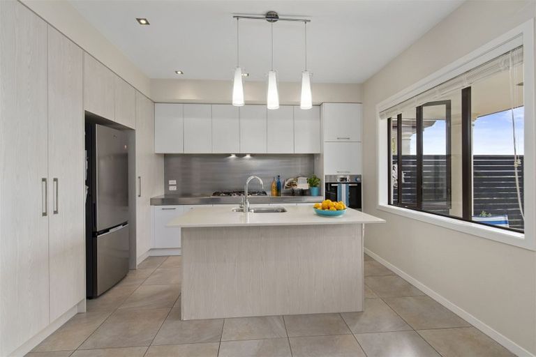 Photo of property in 140 Gills Road, Albany Heights, Auckland, 0632