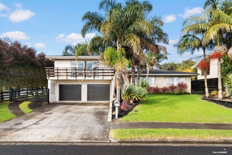 Photo of property in 6 Koromiko Place, Waiuku, 2123