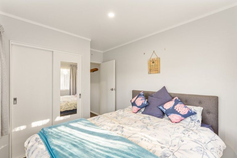 Photo of property in 28 Brandon Street, Otaki, 5512