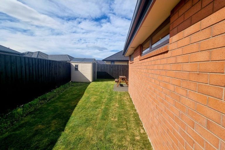 Photo of property in 69 Lady Isaac Drive, Rolleston, 7615