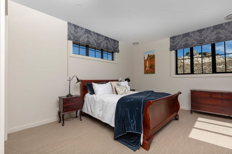 Photo of property in 23 Miharo Lane, Queensberry, Cromwell, 9383