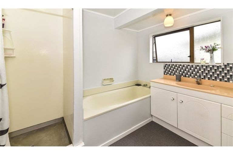 Photo of property in 1/49 Marne Road, Papakura, 2110