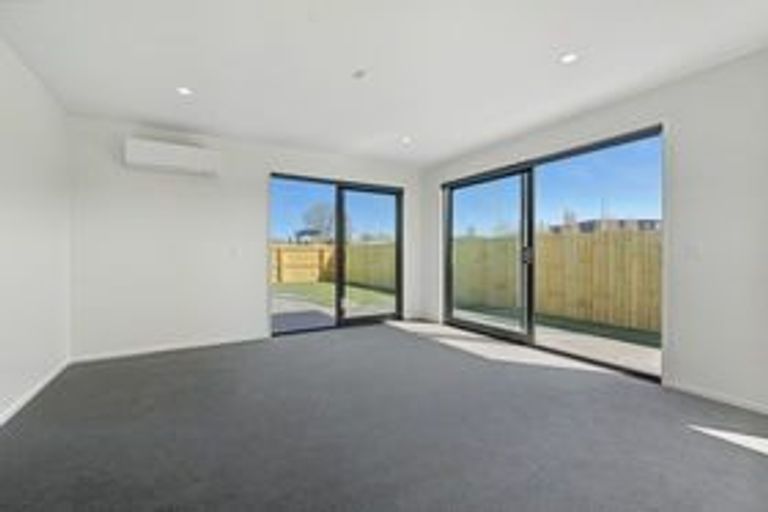 Photo of property in 89 Bill Hammond Drive, Belfast, 8051