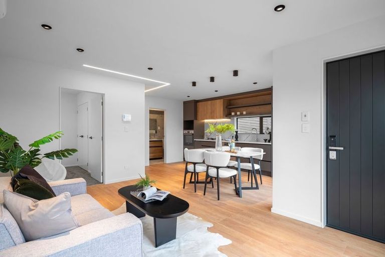 Photo of property in 8/12 Manuwai Road, Torbay, Auckland, 0630