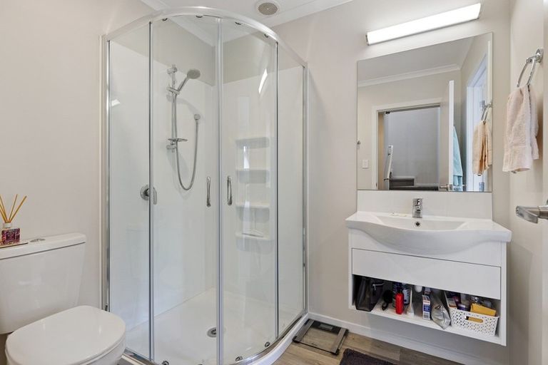 Photo of property in 186u4 Cambridge Road, Hillcrest, Hamilton, 3216