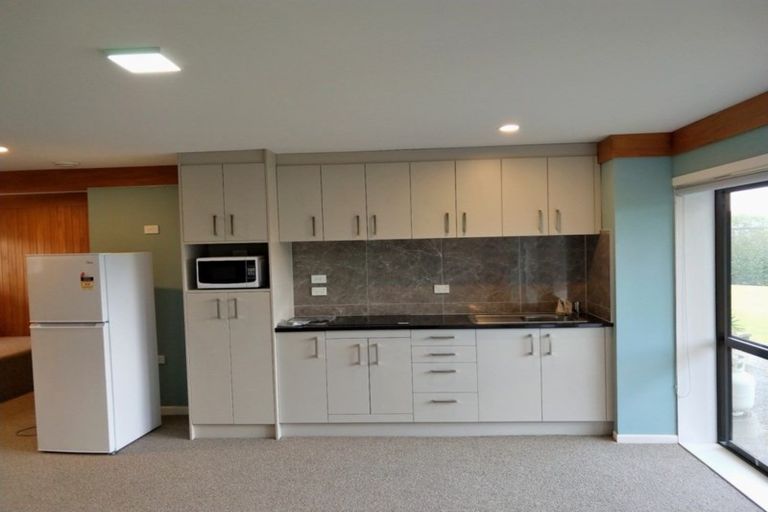 Photo of property in 163 Bleakhouse Road, Mellons Bay, Auckland, 2014