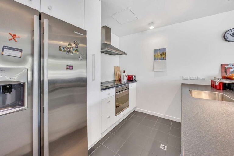 Photo of property in Montreaux Apartments, 5g/164 The Terrace, Wellington Central, Wellington, 6011