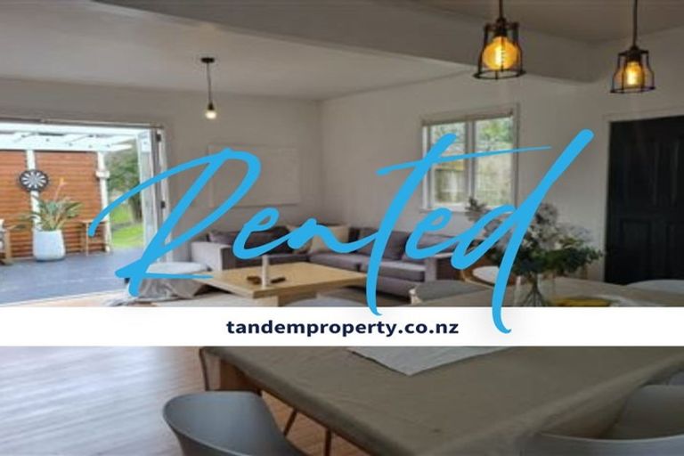 Photo of property in 911a Whangaparaoa Road, Manly, Whangaparaoa, 0930