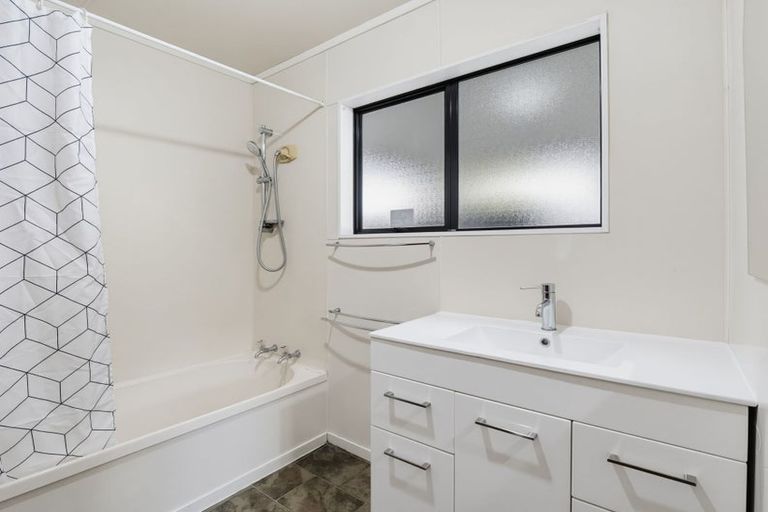 Photo of property in 33 Ruahine Street, Roslyn, Palmerston North, 4414