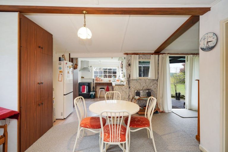 Photo of property in 254 Dunns Road, Otatara, Invercargill, 9879