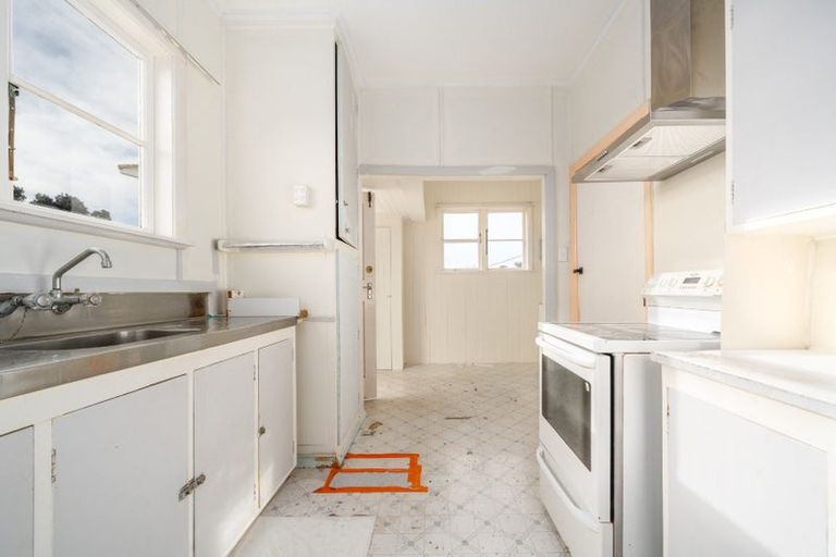 Photo of property in 38 Bannister Avenue, Johnsonville, Wellington, 6037