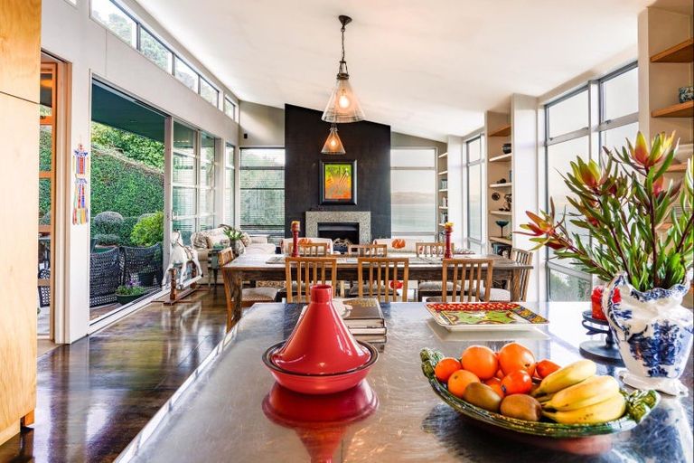 Photo of property in 46a Grafton Road, Roseneath, Wellington, 6011