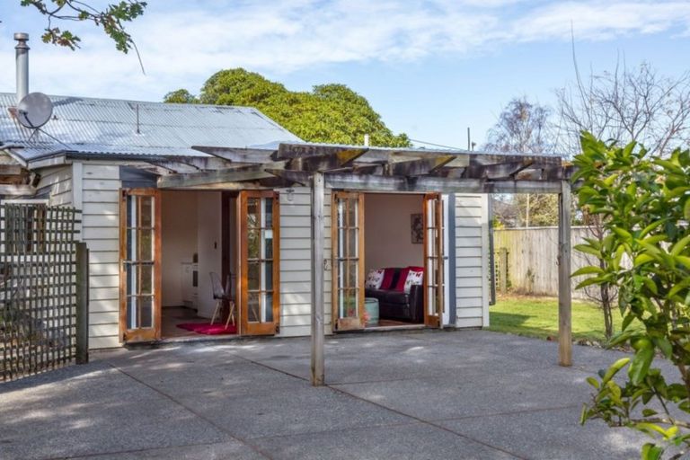 Photo of property in 234 Main Street, Greytown, 5712