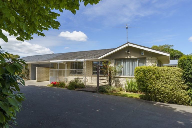 Photo of property in 1/5a Purakanui Place, Northwood, Christchurch, 8051