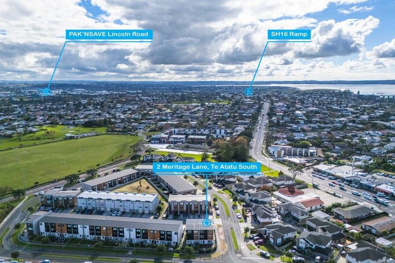 Photo of property in 2 Meritage Lane, Te Atatu South, Auckland, 0610