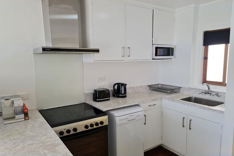 Photo of property in 17f6 Wrights Hill Road, Karori, Wellington, 6012