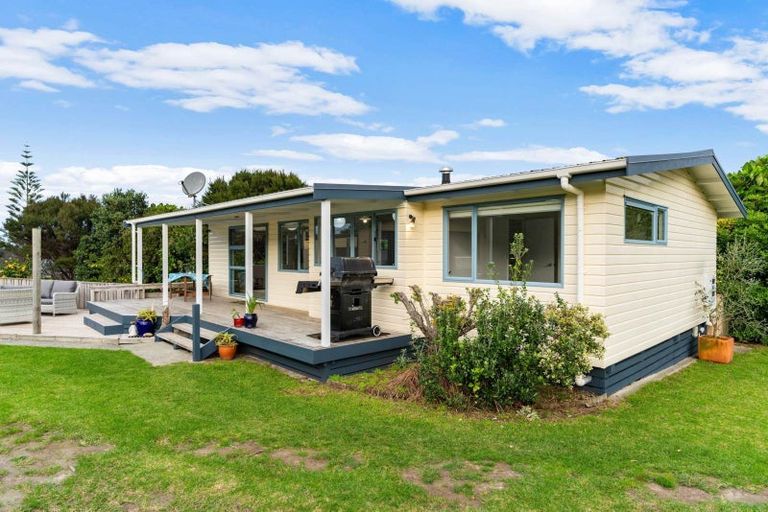 Photo of property in 20d Driftwood Place, Mangawhai Heads, Mangawhai, 0505
