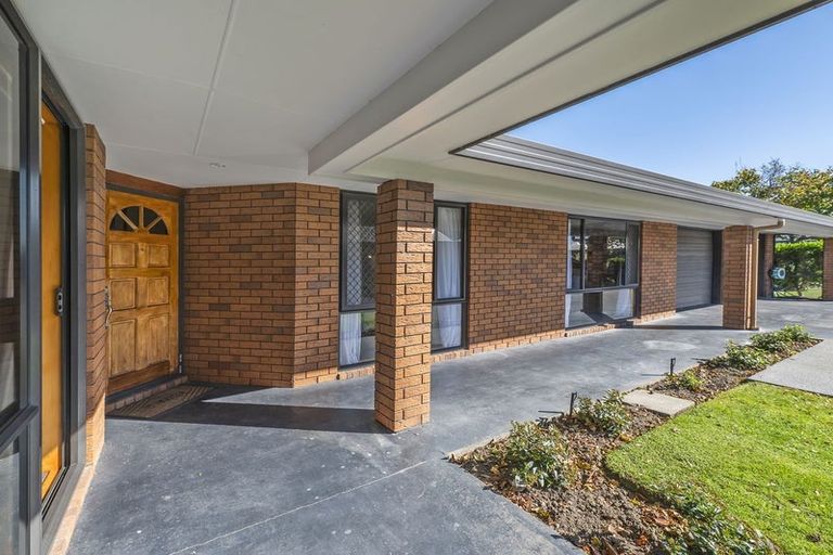 Photo of property in 335 Wigram Road, Halswell, Christchurch, 8025