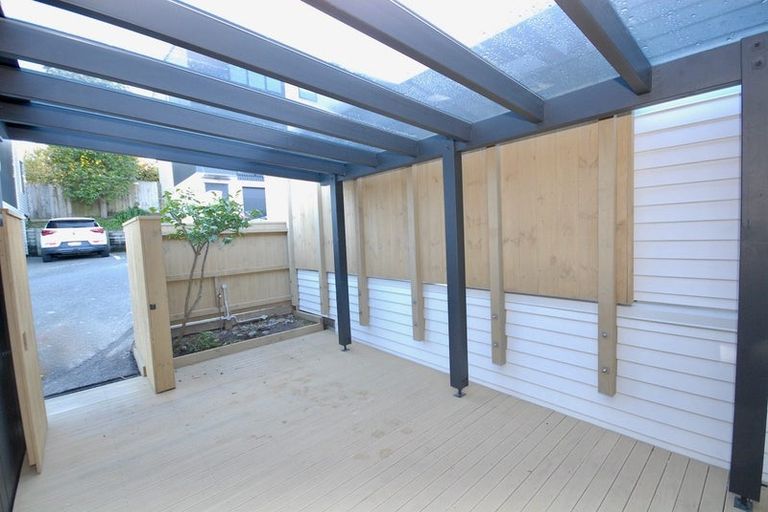Photo of property in 13/69 Target Road, Totara Vale, Auckland, 0629