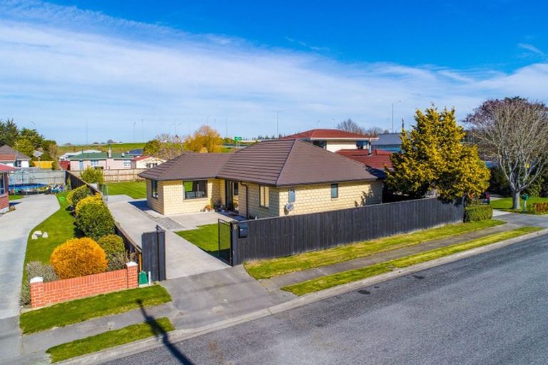 Photo of property in 15 Cam Road, Kaiapoi, 7630