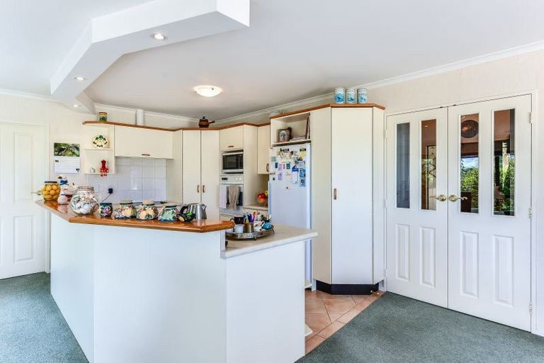 Photo of property in 49 Greenfield Drive, Western Heights, Hamilton, 3200