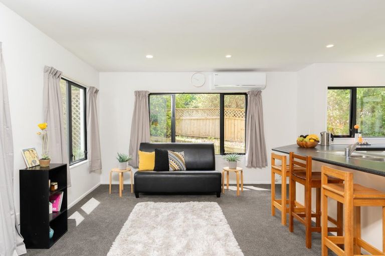 Photo of property in 4 Waverton Terrace, Churton Park, Wellington, 6037