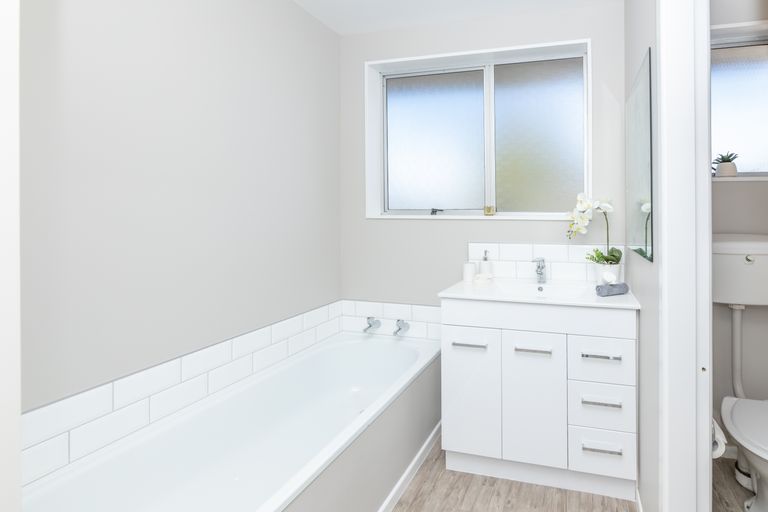 Photo of property in 30 Orrick Crescent, Avondale, Christchurch, 8061