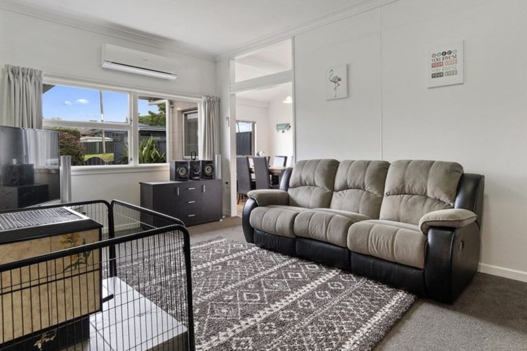 Photo of property in 2a Kaitemako Road, Welcome Bay, Tauranga, 3112