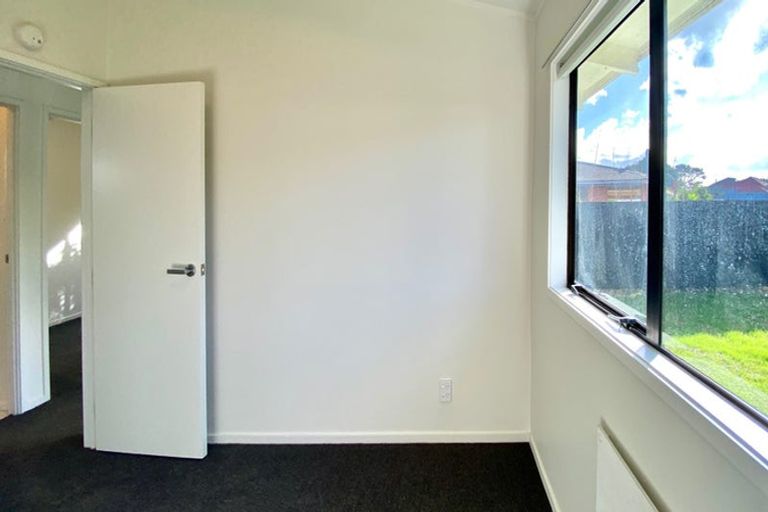 Photo of property in 626 Te Atatu Road, Te Atatu Peninsula, Auckland, 0610