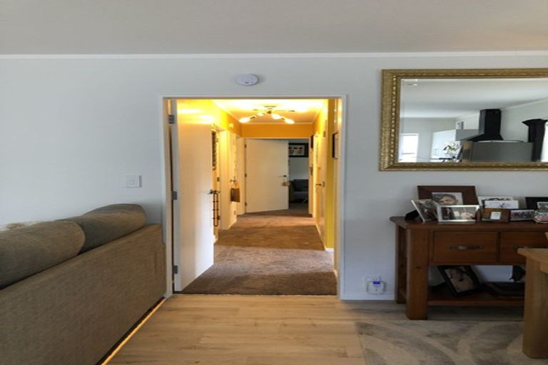 Photo of property in 22a Kapiti Road, Paraparaumu, 5032