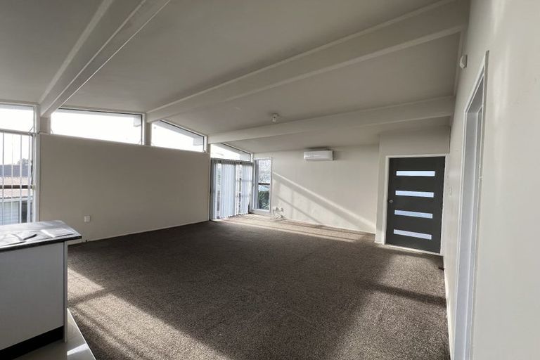 Photo of property in 35 Darnell Crescent, Clover Park, Auckland, 2019