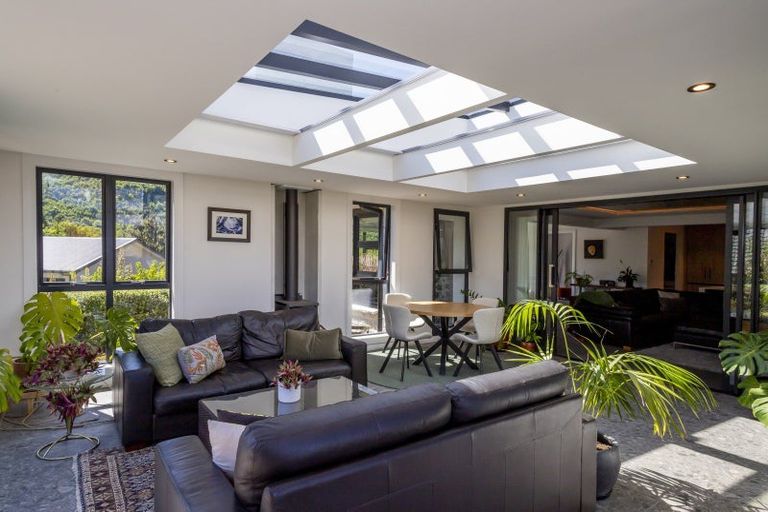 Photo of property in 15 Bracken Street, Arrowtown, 9302