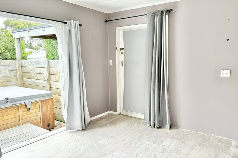 Photo of property in 25 Carruthers Street, Otane, 4202