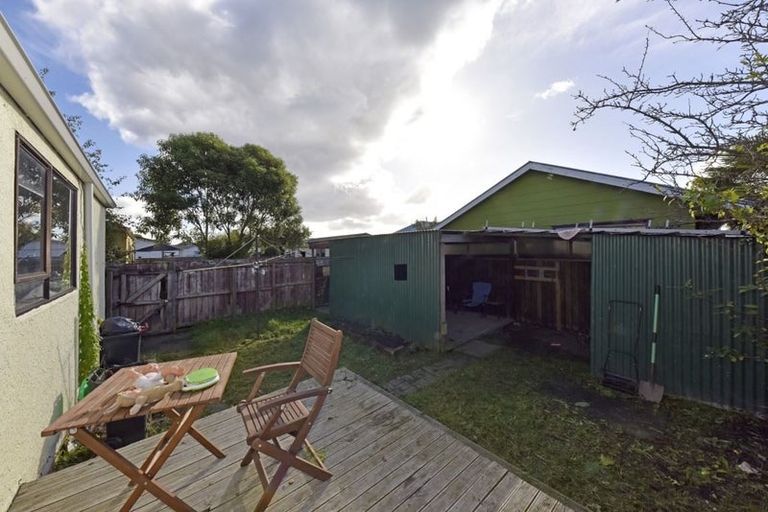 Photo of property in 15 Newcastle Street, Phillipstown, Christchurch, 8011