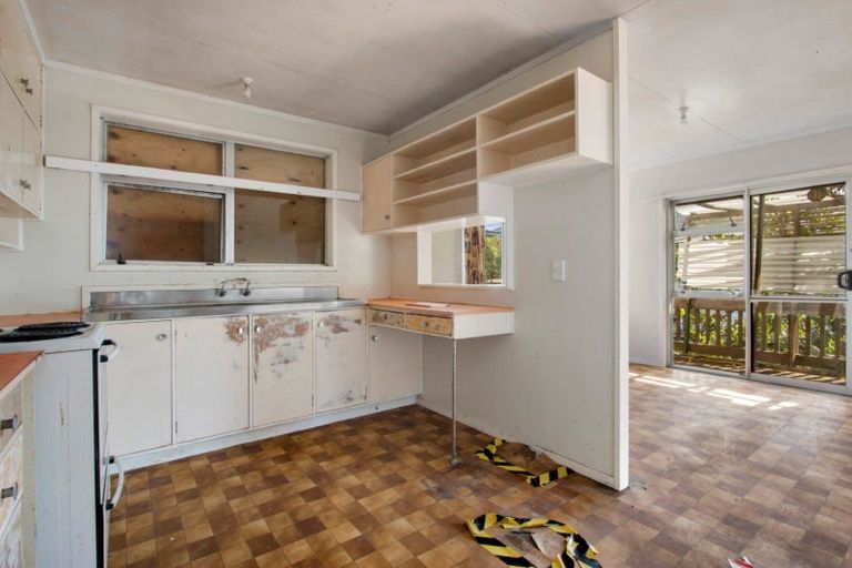 Photo of property in 16 Savage Road, Waihi, 3610