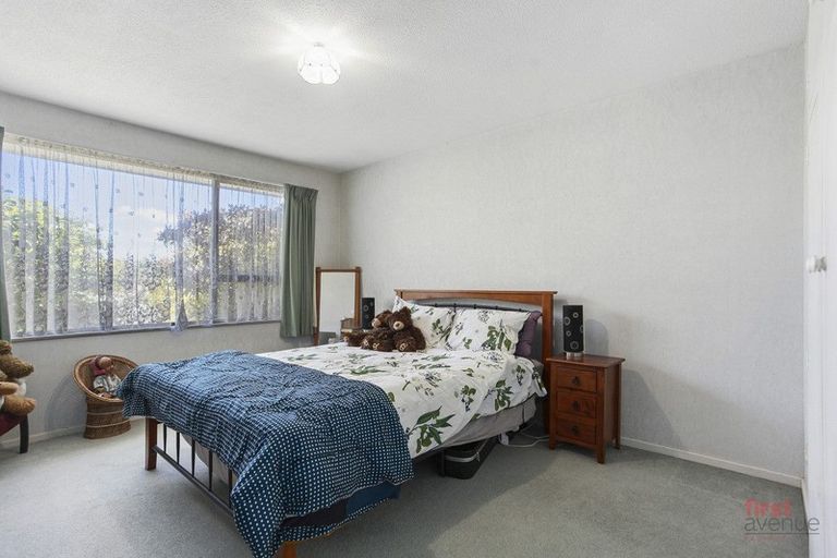Photo of property in 71 Royal Park Drive, Parklands, Christchurch, 8083