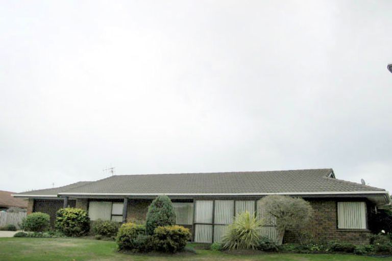 Photo of property in 3a Pinewood Grove, Paraparaumu Beach, Paraparaumu, 5032